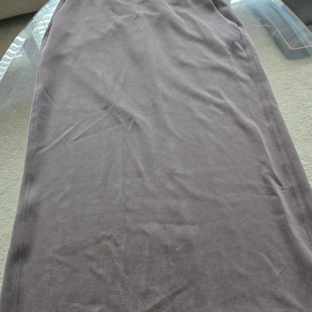 Lululemon Softstreme HR Midi Skirt